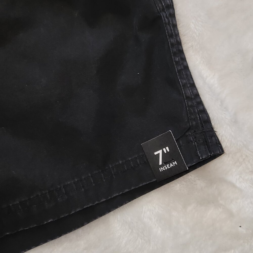🩳 Men’s Distressed Black Shorts – Size Small 28–30, 100% Cotton, NWT - Picture 8 of 8